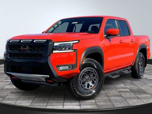 New 2025 Nissan Frontier PRO-4X w/ Pro Convenience Package image 2