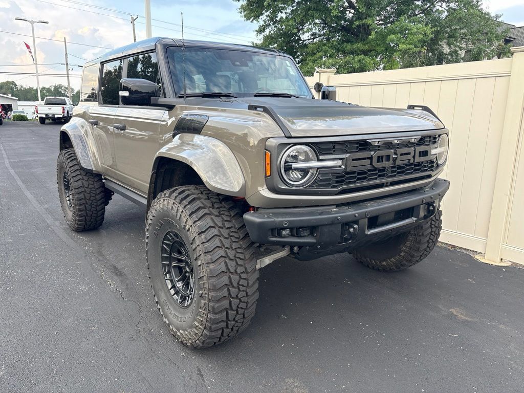 Used 2025 Ford Bronco Raptor AWD/4WD image 2