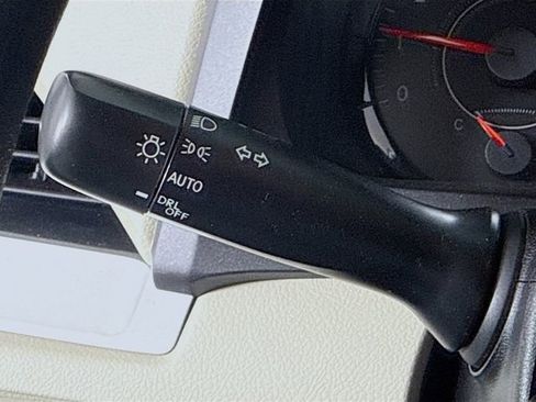 Used 2017 Toyota Sienna LE image 15