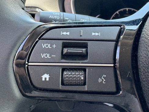 Used 2025 Honda Pilot EX-L image 26