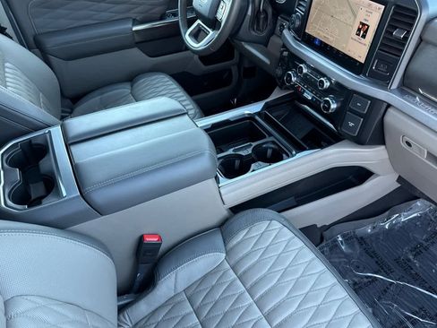 Certified 2026 Ford F350 Platinum w/ Platinum Plus Package image 15