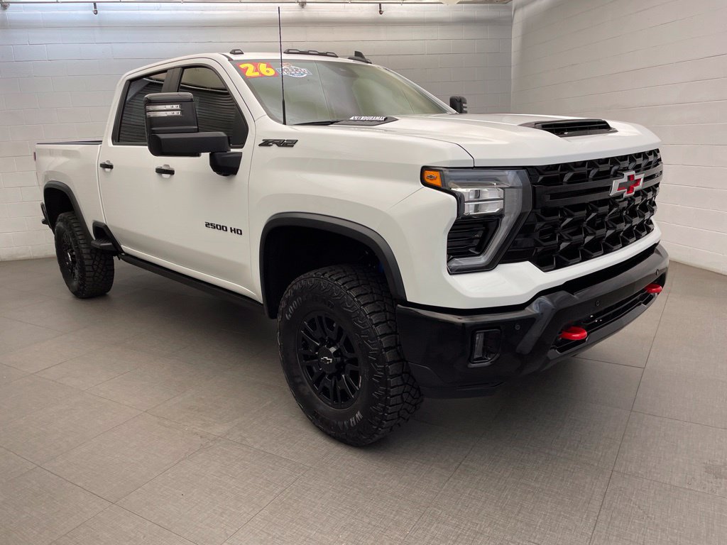 Used 2026 Chevrolet Silverado 2500 ZR2 w/ LPO, Dark Essentials Package AWD/4WD image 3
