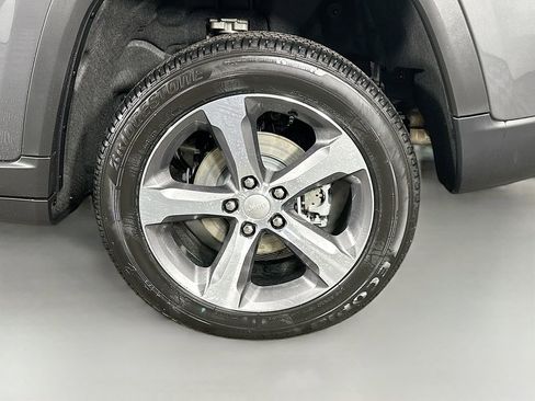 New 2026 Jeep Grand Cherokee Limited image 17