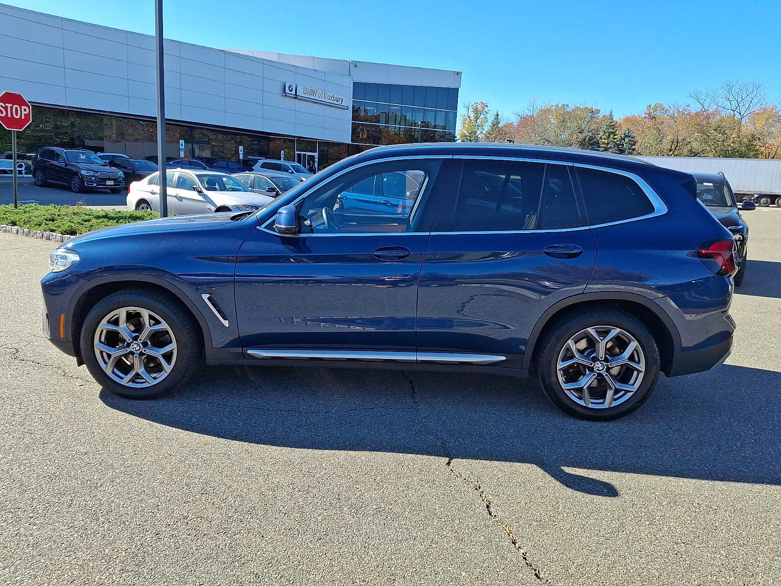 Used 2023 BMW X3 xDrive30i w/ Premium Package w/ZPA AWD/4WD image 4