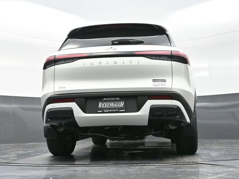 Used 2025 INFINITI QX60 Luxe w/ Vision Package image 32