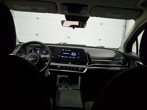 Used 2024 Kia Sportage LX FWD image 22