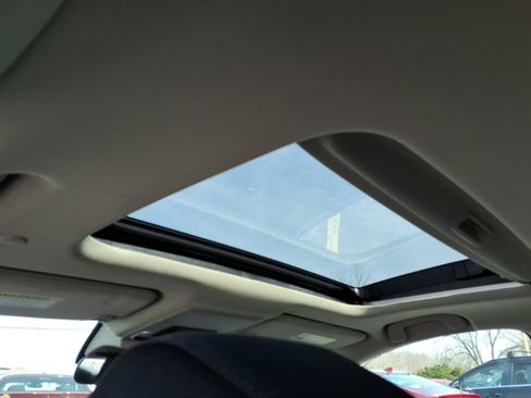 Certified 2023 Honda Accord EX image 5