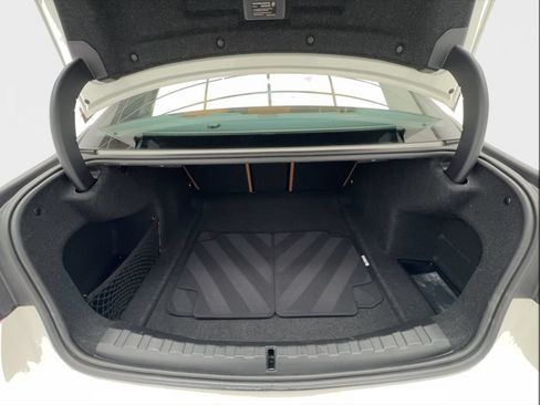 Used 2025 BMW 330i Sedan RWD image 17
