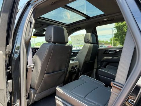 New 2026 Chevrolet Tahoe Premier w/ Sun And Tow Package AWD/4WD image 15