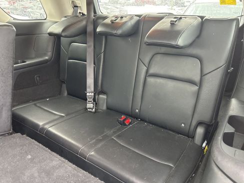 Used 2023 Nissan Pathfinder SL image 12