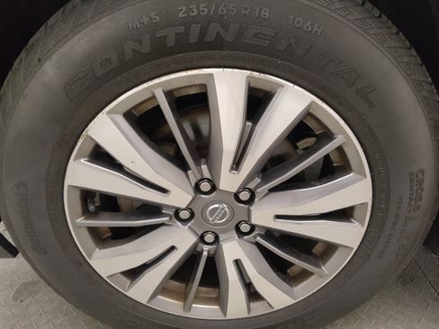 Used 2019 Nissan Pathfinder S AWD/4WD image 31