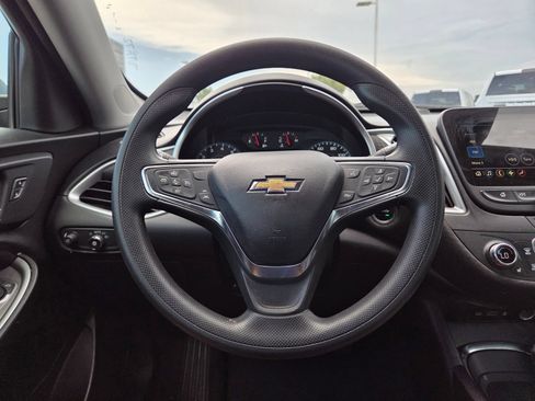 Used 2024 Chevrolet Malibu LT FWD image 11