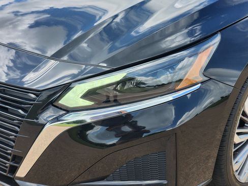 Certified 2025 Nissan Altima 2.5 SL FWD image 9