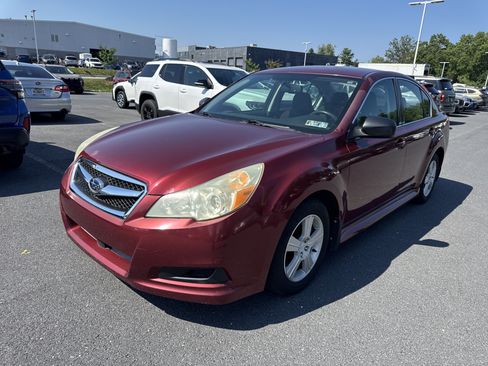 Used 2010 Subaru Legacy 2.5i AWD/4WD image 23