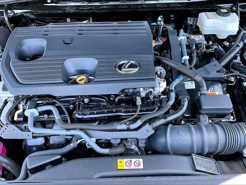 Used 2025 Lexus ES 300h w/ Premium Package FWD image 32