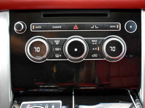 Used 2014 Land Rover Range Rover Autobiography image 36