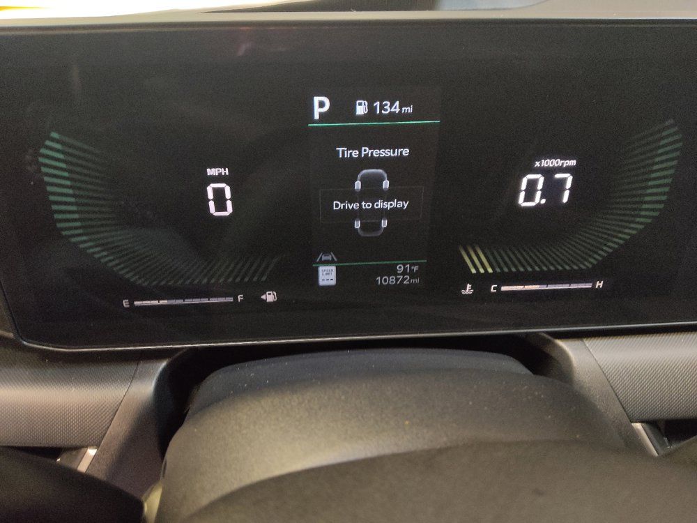Used 2025 Kia K4 FWD image 23