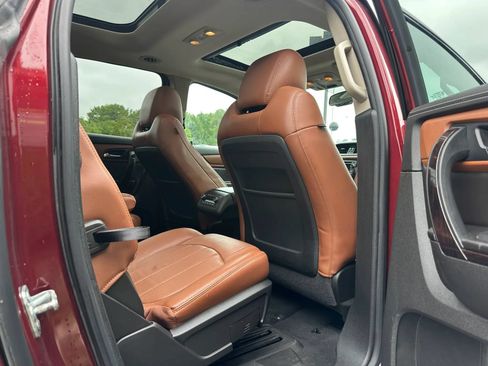 Used 2017 Chevrolet Traverse Premier AWD/4WD image 17