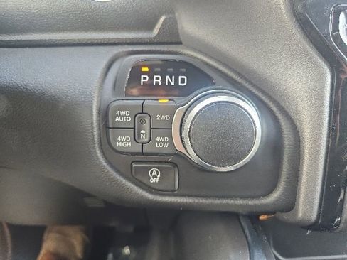 Certified 2025 RAM 1500 Big Horn AWD/4WD image 19