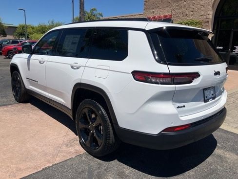 New 2025 Jeep Grand Cherokee L Limited w/ Luxury Tech Group II image 8