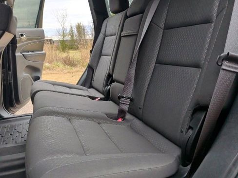 Used 2019 Jeep Grand Cherokee Laredo image 17