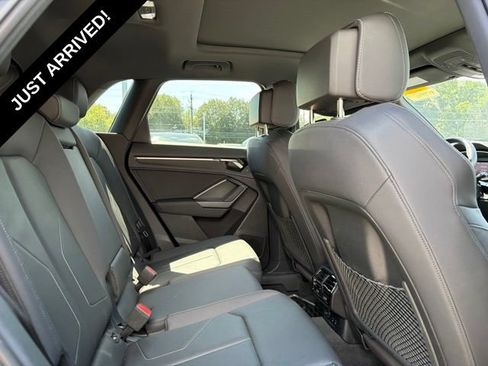 Used 2023 Audi Q3 2.0T Premium w/ Black Optic Sport Package AWD/4WD image 17
