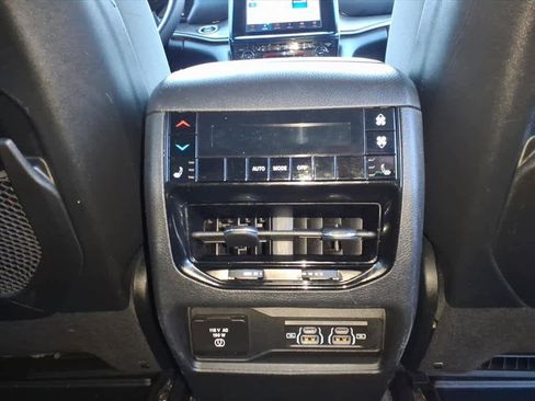 Used 2021 Jeep Grand Cherokee L Limited image 14