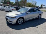 Used 2018 Chevrolet Malibu LT image 2