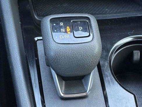 Used 2023 Nissan Rogue SV AWD/4WD image 21