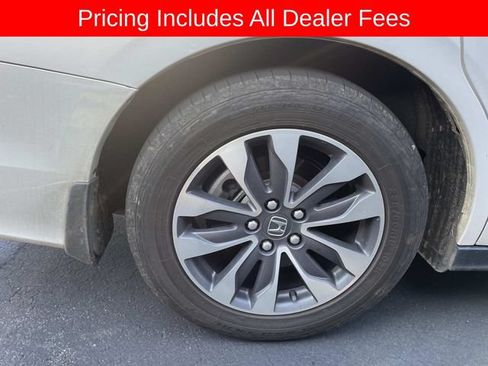 Used 2023 Honda Odyssey EX-L image 9