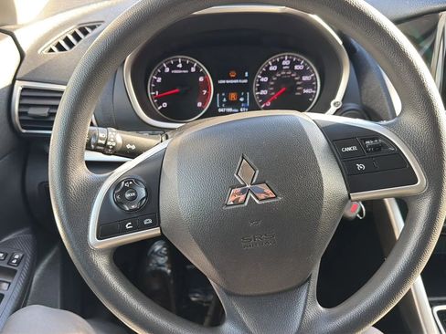 Used 2018 Mitsubishi Eclipse Cross ES FWD image 18