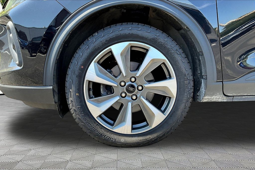 Used 2024 Ford Escape Platinum AWD/4WD image 33