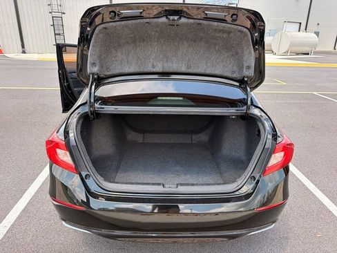 Used 2018 Honda Accord LX image 18