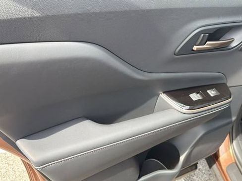 New 2026 Toyota Crown Platinum image 28