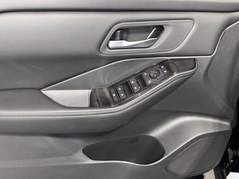 New 2026 Nissan Rogue SV w/ Cold Weather Package image 18