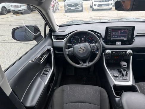 Used 2022 Toyota RAV4 XLE w/ Convenience Package AWD/4WD image 19