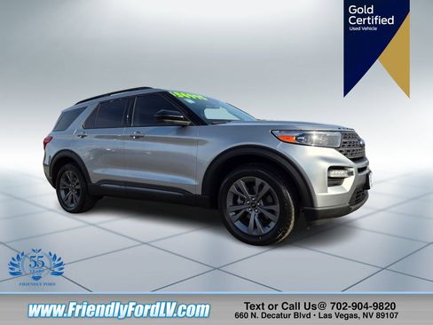 Certified 2023 Ford Explorer XLT w/ Equipment Group 202A AWD/4WD image 1