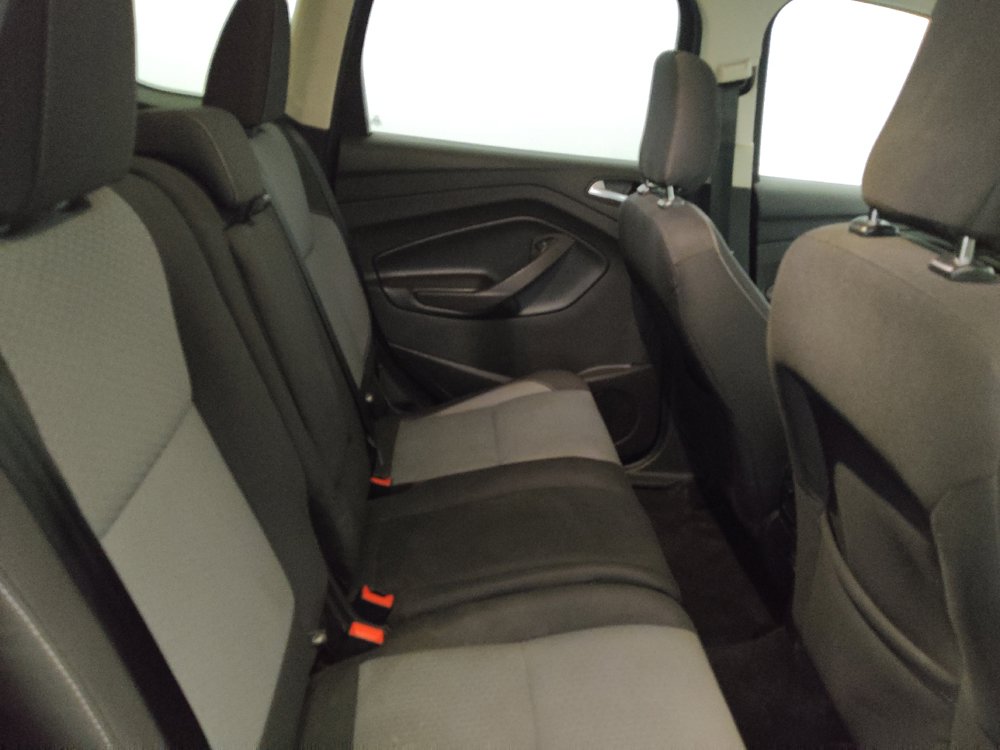 Used 2018 Ford Escape SE w/ SE Sync 3 Package AWD/4WD image 19