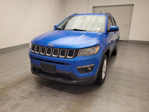 Used 2018 Jeep Compass Latitude w/ Cold Weather Group AWD/4WD image 15