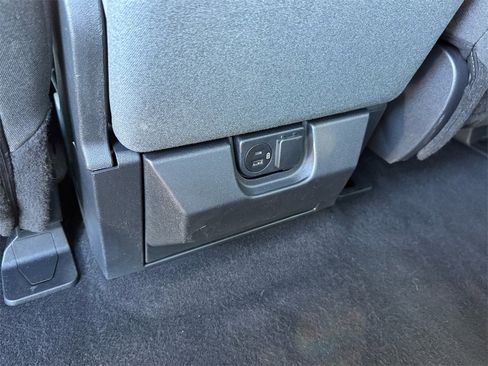 Used 2023 Ford F150 XLT image 16