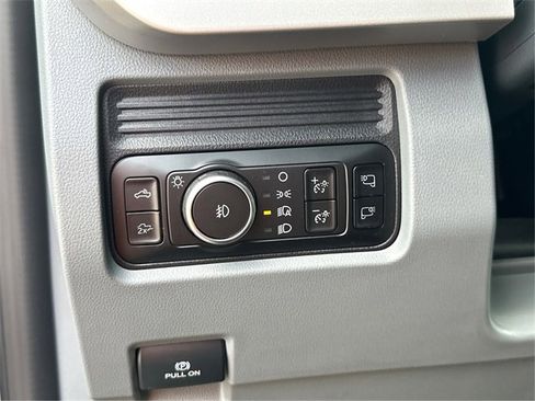 New 2026 Ford F250 XLT w/ XLT Premium Package image 22