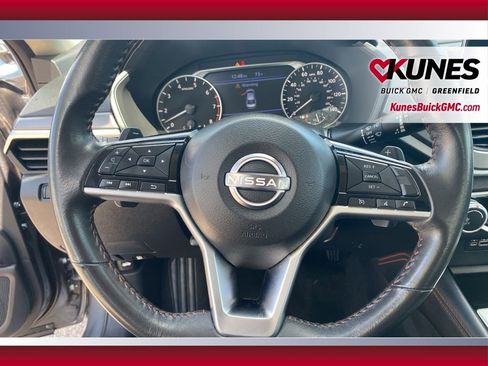 Used 2024 Nissan Altima 2.5 SR image 12