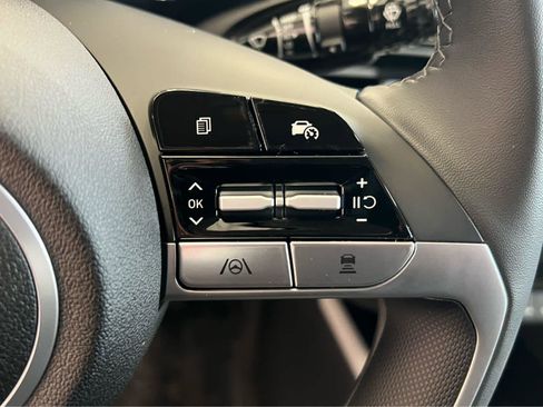 New 2026 Hyundai Elantra Limited FWD image 33