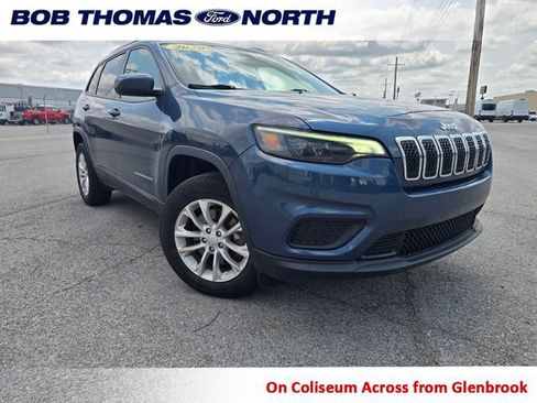 Used 2020 Jeep Cherokee Latitude w/ Cold Weather Group AWD/4WD image 1