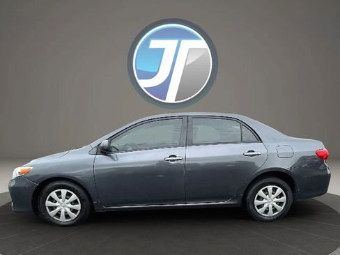 Used 2011 Toyota Corolla LE FWD image 14
