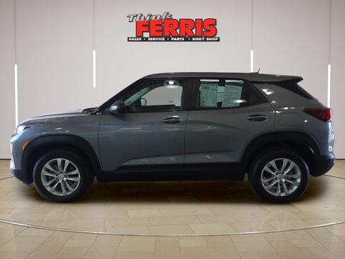 Used 2021 Chevrolet TrailBlazer LS FWD image 8