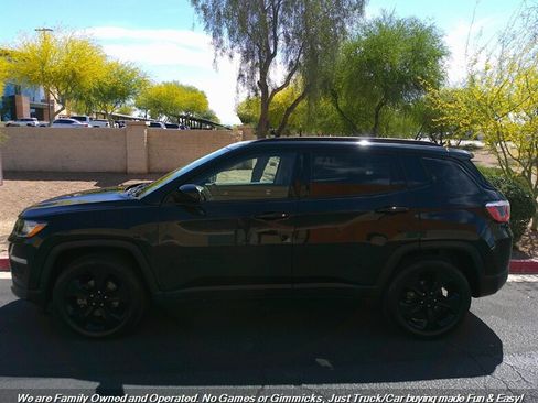 Used 2019 Jeep Compass Altitude image 8