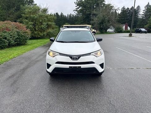 Used 2016 Toyota RAV4 LE AWD/4WD image 8