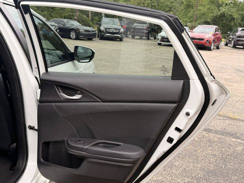 Used 2019 Honda Civic Sport image 17