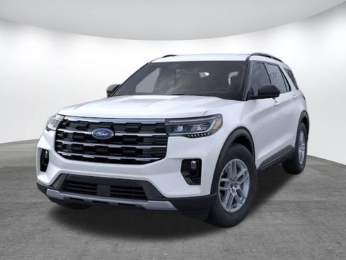 New 2026 Ford Explorer Active image 2